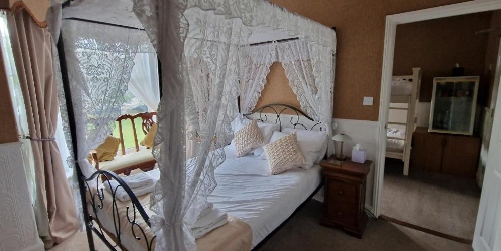 The Shrewsbury Guest house 4*