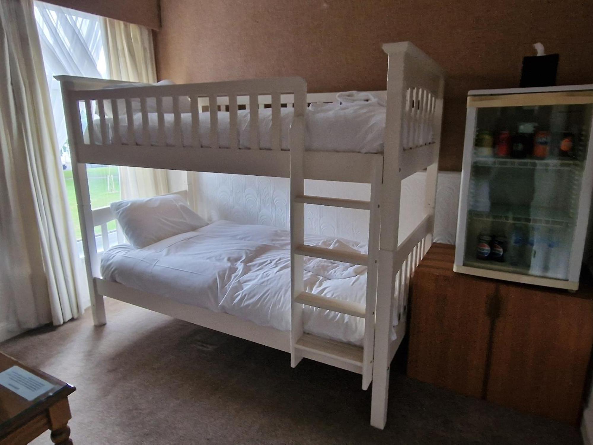The Shrewsbury 4*