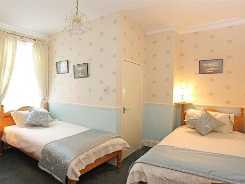The Shrewsbury 4*